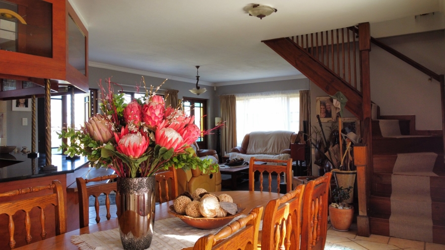 2 Bedroom Property for Sale in Hersham Western Cape